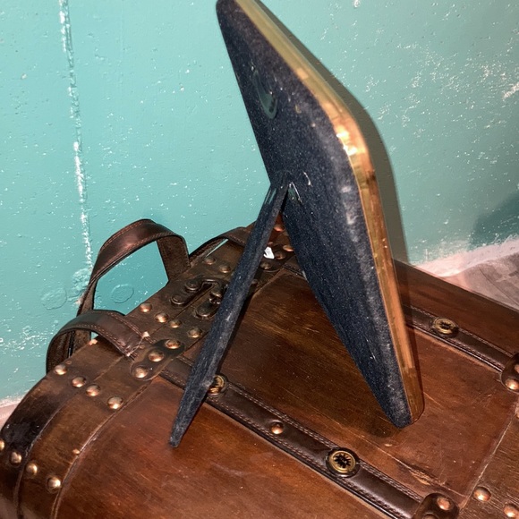 - 2 5x7 gold photo photo frames in good condition - Picture 7 of 9